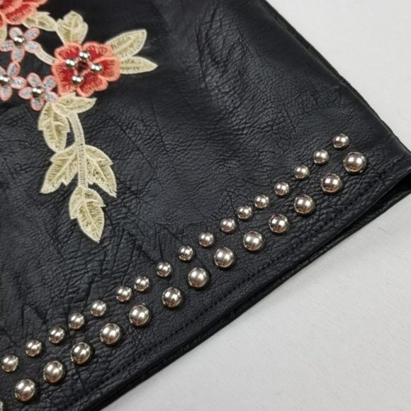 Romeo & Juliet Couture Embroidered faux-leather studded mini skirt. - Picture 5 of 7